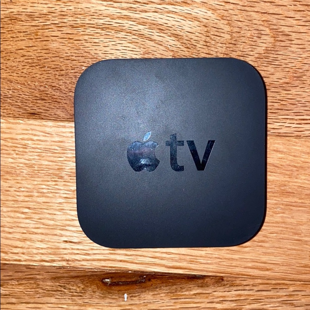 Apple TV with Remote and Cables (3rd Generation)